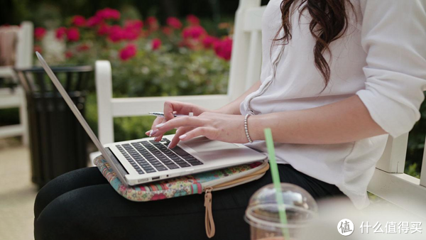 2022年高考季结束,最适宜新生的轻薄本应该如何选?——可能是全网最详尽的购买指南休闲区蓝鸢梦想 - Www.slyday.coM 2022年高考季结束,最适宜新生的轻薄本应该如何选?——可能是全网最详尽的购买指南休闲区蓝鸢梦想 - Www.slyday.coM