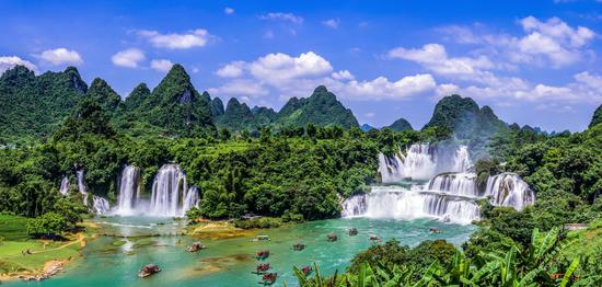 德天跨国瀑布景区疫后复苏奖励前三名送团旅行社30万元休闲区蓝鸢梦想 - Www.slyday.coM 德天跨国瀑布景区疫后复苏奖励前三名送团旅行社30万元休闲区蓝鸢梦想 - Www.slyday.coM