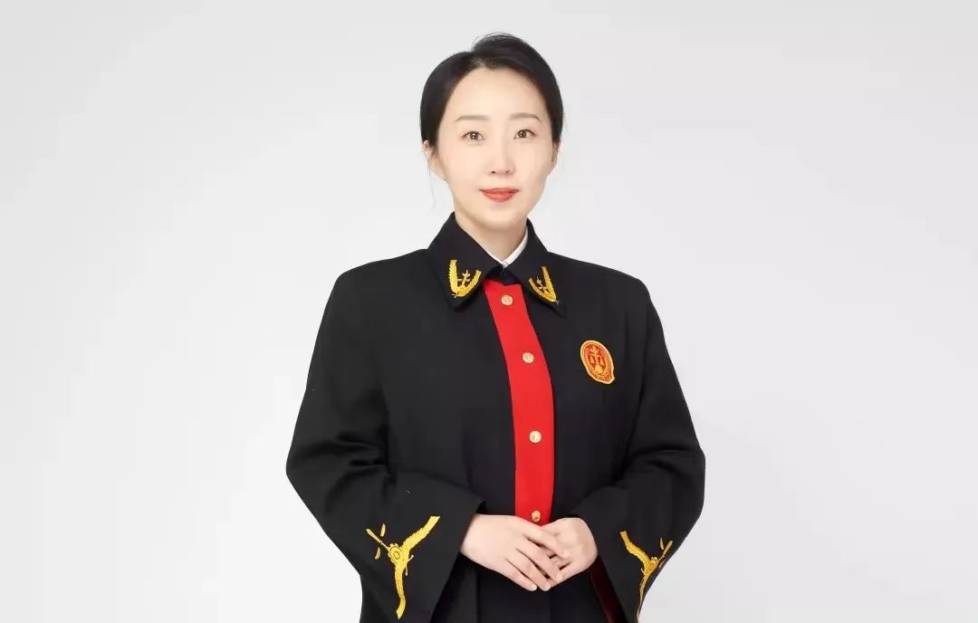 她说:手中每个案子都是当事人的人生休闲区蓝鸢梦想 - Www.slyday.coM 她说:手中每个案子都是当事人的人生休闲区蓝鸢梦想 - Www.slyday.coM