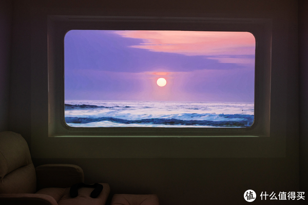 挂在脖子上的家庭影院是什么体验?索尼颈挂式音箱SRS休闲区蓝鸢梦想 - Www.slyday.coM 挂在脖子上的家庭影院是什么体验?索尼颈挂式音箱SRS休闲区蓝鸢梦想 - Www.slyday.coM