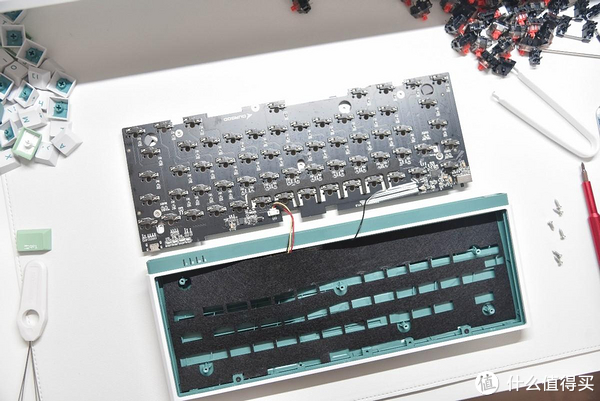 完全拆解,这就是你们想要的好看、极简机械键盘,看你还买不买休闲区蓝鸢梦想 - Www.slyday.coM 完全拆解,这就是你们想要的好看、极简机械键盘,看你还买不买休闲区蓝鸢梦想 - Www.slyday.coM