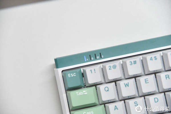 完全拆解,这就是你们想要的好看、极简机械键盘,看你还买不买休闲区蓝鸢梦想 - Www.slyday.coM 完全拆解,这就是你们想要的好看、极简机械键盘,看你还买不买休闲区蓝鸢梦想 - Www.slyday.coM