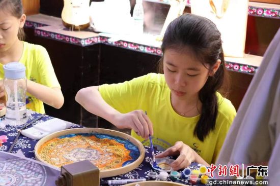 粤港澳大湾区百余青少赴桂参加2022中国乡村童话节休闲区蓝鸢梦想 - Www.slyday.coM 粤港澳大湾区百余青少赴桂参加2022中国乡村童话节休闲区蓝鸢梦想 - Www.slyday.coM