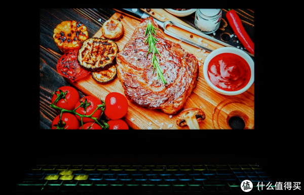 与REACT一起战斗:微星神枪手15 彩虹六号:异种联名款游戏笔记本11 与REACT一起战斗:微星神枪手15 彩虹六号:异种联名款游戏笔记本