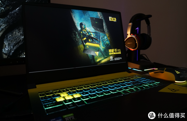 与REACT一起战斗:微星神枪手15 彩虹六号:异种联名款游戏笔记本29 与REACT一起战斗:微星神枪手15 彩虹六号:异种联名款游戏笔记本