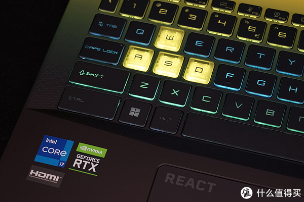 与REACT一起战斗:微星神枪手15 彩虹六号:异种联名款游戏笔记本17 与REACT一起战斗:微星神枪手15 彩虹六号:异种联名款游戏笔记本