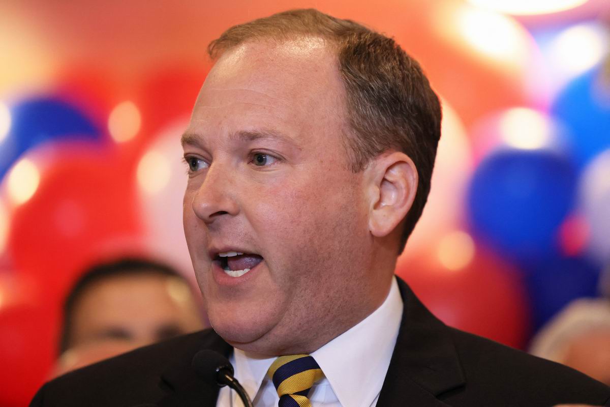 李·泽尔丁(Lee Zeldin)