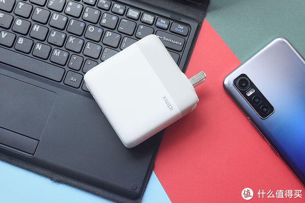 一带三,出门带它就够了!IDMIX 140W氮化镓充电器体验休闲区蓝鸢梦想 - Www.slyday.coM 一带三,出门带它就够了!IDMIX 140W氮化镓充电器体验休闲区蓝鸢梦想 - Www.slyday.coM