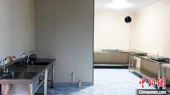 因疫情滞留在新疆的游客:“生活很安逸!”休闲区蓝鸢梦想 - Www.slyday.coM 因疫情滞留在新疆的游客:“生活很安逸!”休闲区蓝鸢梦想 - Www.slyday.coM