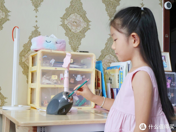 6岁女孩的桌面好物,成年人看了羡慕得要哭休闲区蓝鸢梦想 - Www.slyday.coM 6岁女孩的桌面好物,成年人看了羡慕得要哭休闲区蓝鸢梦想 - Www.slyday.coM