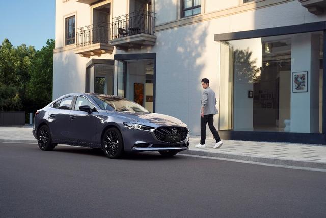 全面黑化,马自达3/CX休闲区蓝鸢梦想 - Www.slyday.coM 全面黑化,马自达3/CX休闲区蓝鸢梦想 - Www.slyday.coM