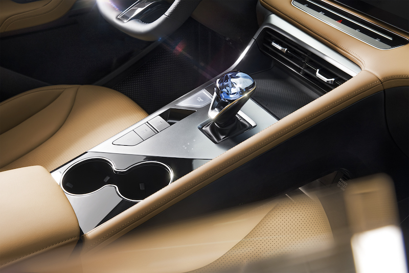 试驾|第三代荣威RX5:把大屏玩明白了的“堆料狂魔”休闲区蓝鸢梦想 - Www.slyday.coM 试驾|第三代荣威RX5:把大屏玩明白了的“堆料狂魔”休闲区蓝鸢梦想 - Www.slyday.coM