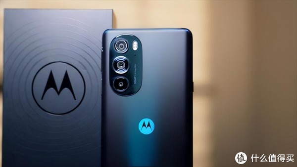 从情怀走向性价比之王,如今配置拉满的摩托罗拉手机值得买吗?休闲区蓝鸢梦想 - Www.slyday.coM 从情怀走向性价比之王,如今配置拉满的摩托罗拉手机值得买吗?休闲区蓝鸢梦想 - Www.slyday.coM
