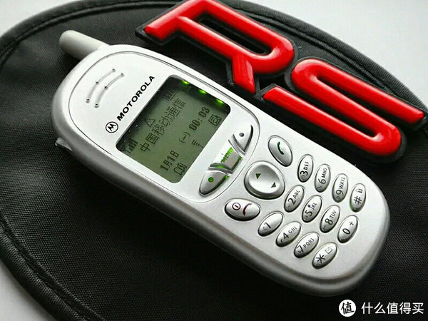 从情怀走向性价比之王,如今配置拉满的摩托罗拉手机值得买吗?休闲区蓝鸢梦想 - Www.slyday.coM 从情怀走向性价比之王,如今配置拉满的摩托罗拉手机值得买吗?休闲区蓝鸢梦想 - Www.slyday.coM