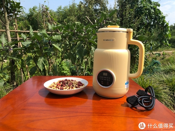 买破壁机就是智商税?1年使用经验的过来人告诉你,并不是越贵越好休闲区蓝鸢梦想 - Www.slyday.coM 买破壁机就是智商税?1年使用经验的过来人告诉你,并不是越贵越好休闲区蓝鸢梦想 - Www.slyday.coM