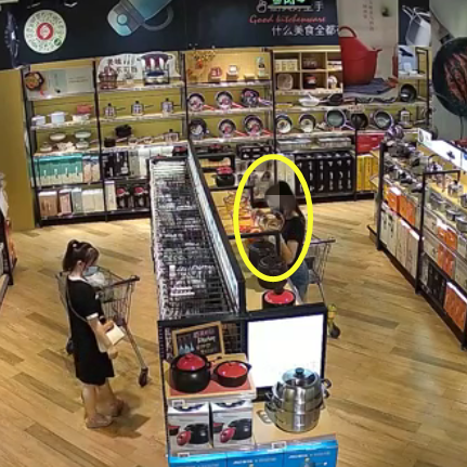 《imtoken团队》偷梁换柱“打折”买锅具！女子因在超市“撕名牌”被拘