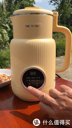 买破壁机就是智商税?1年使用经验的过来人告诉你,并不是越贵越好休闲区蓝鸢梦想 - Www.slyday.coM 买破壁机就是智商税?1年使用经验的过来人告诉你,并不是越贵越好休闲区蓝鸢梦想 - Www.slyday.coM