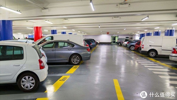 停车被剐蹭后,找不到肇事者我们该怎么办?休闲区蓝鸢梦想 - Www.slyday.coM 停车被剐蹭后,找不到肇事者我们该怎么办?休闲区蓝鸢梦想 - Www.slyday.coM