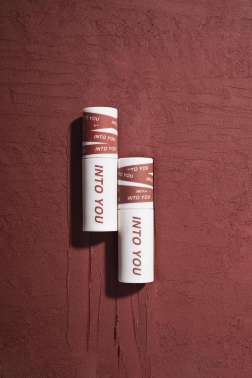 INTO YOU x草莓音乐节,跟泥莓玩,嗨翻夏日!休闲区蓝鸢梦想 - Www.slyday.coM INTO YOU x草莓音乐节,跟泥莓玩,嗨翻夏日!休闲区蓝鸢梦想 - Www.slyday.coM