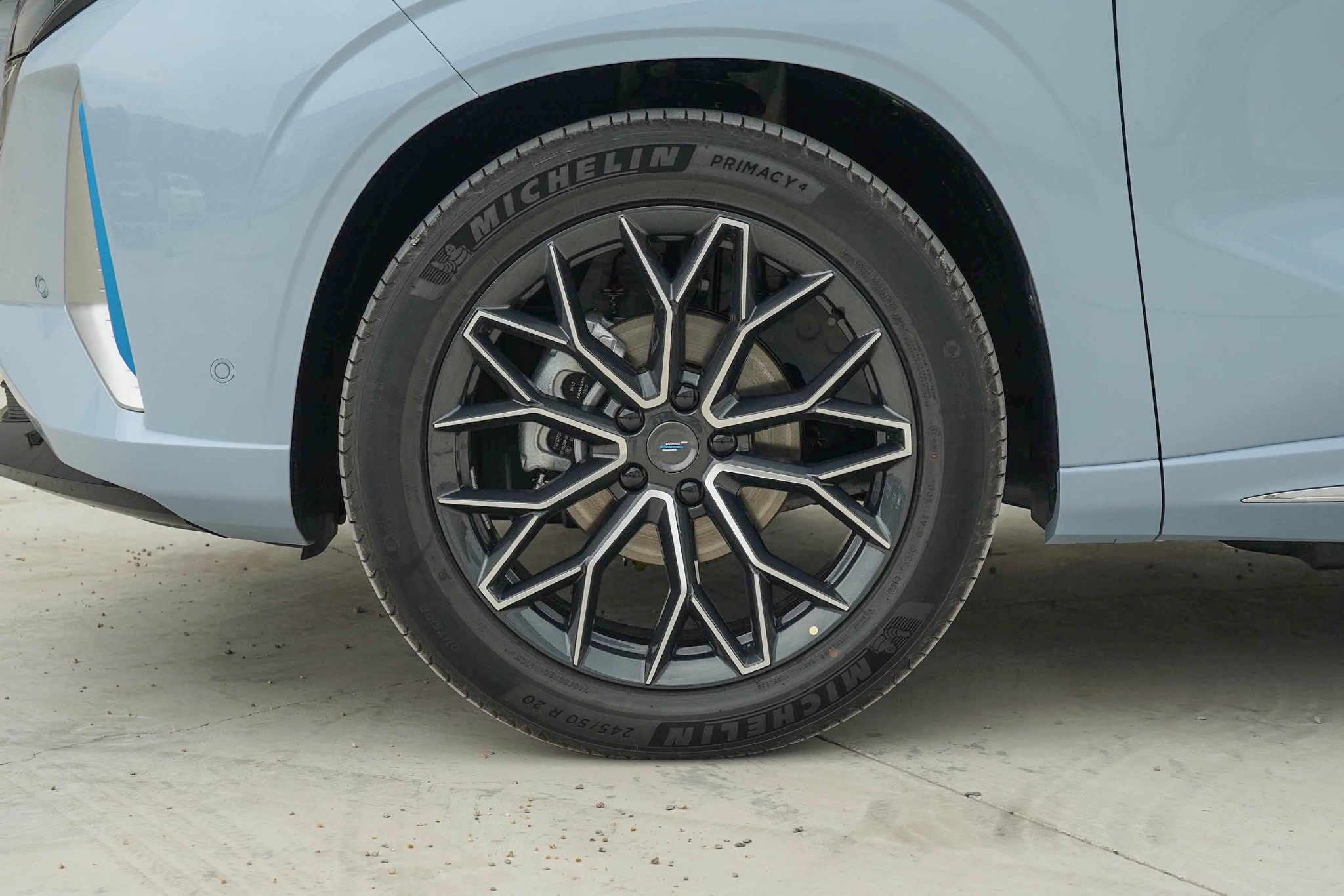 新能源SUV新选择 欧尚Z6 iDD对比比亚迪宋PLUS DM-i