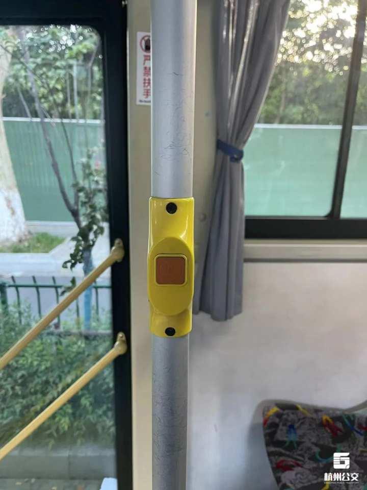 “响应式停靠”服务范围继续扩大,杭州丁桥的居民也可实现“按铃下车” “响应式停靠”服务范围继续扩大,杭州丁桥的居民也可实现“按铃下车”