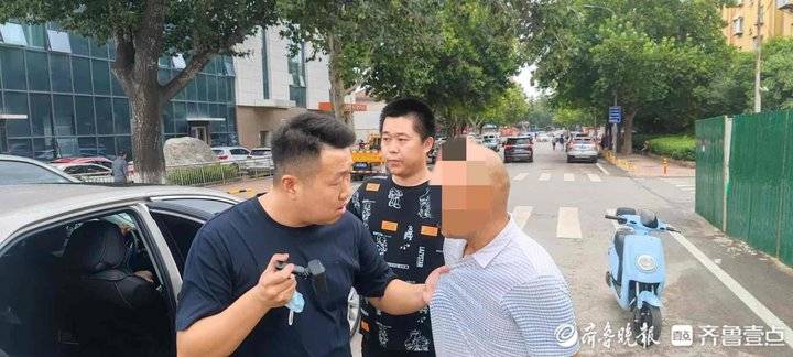 为讨好女友,男子入室偷黄金首饰,第二天做核酸时被民警一眼认出休闲区蓝鸢梦想 - Www.slyday.coM 为讨好女友,男子入室偷黄金首饰,第二天做核酸时被民警一眼认出休闲区蓝鸢梦想 - Www.slyday.coM