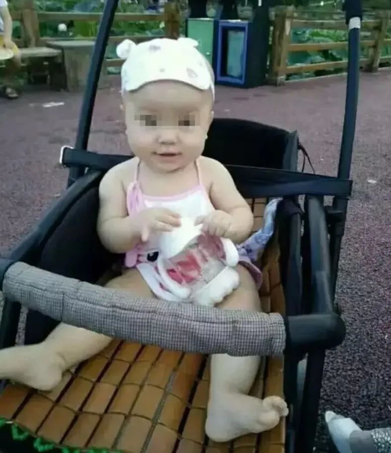 11岁男孩4楼扔块午餐肉,居然砸烂一辆车!扔肉的原因也找到了休闲区蓝鸢梦想 - Www.slyday.coM 11岁男孩4楼扔块午餐肉,居然砸烂一辆车!扔肉的原因也找到了休闲区蓝鸢梦想 - Www.slyday.coM