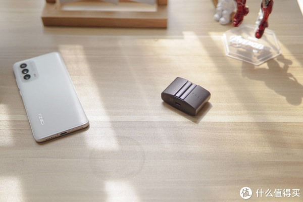 旗舰降噪耳机真没那么贵,几百块钱也能买到好货,FIIL CC Pro2体验休闲区蓝鸢梦想 - Www.slyday.coM 旗舰降噪耳机真没那么贵,几百块钱也能买到好货,FIIL CC Pro2体验休闲区蓝鸢梦想 - Www.slyday.coM