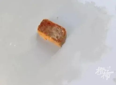 11岁男孩4楼扔块午餐肉,居然砸烂一辆车!扔肉的原因也找到了休闲区蓝鸢梦想 - Www.slyday.coM 11岁男孩4楼扔块午餐肉,居然砸烂一辆车!扔肉的原因也找到了休闲区蓝鸢梦想 - Www.slyday.coM