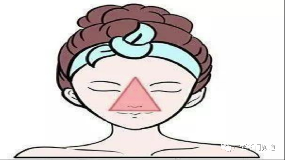 还在挤“痘痘”?一颗“痘”引发的“感染休克” ,这几个部位慎挤!休闲区蓝鸢梦想 - Www.slyday.coM 还在挤“痘痘”?一颗“痘”引发的“感染休克” ,这几个部位慎挤!休闲区蓝鸢梦想 - Www.slyday.coM