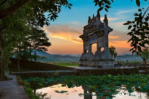 刚离开就想念的边陲小城,究竟有什么好的?休闲区蓝鸢梦想 - Www.slyday.coM 刚离开就想念的边陲小城,究竟有什么好的?休闲区蓝鸢梦想 - Www.slyday.coM