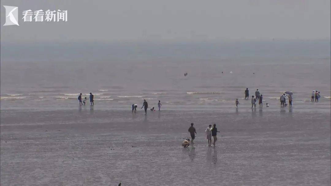 冒着涨潮、山洪等各种风险也要去一睹为快? “野生”景点成网红打卡地危机四伏休闲区蓝鸢梦想 - Www.slyday.coM 冒着涨潮、山洪等各种风险也要去一睹为快? “野生”景点成网红打卡地危机四伏休闲区蓝鸢梦想 - Www.slyday.coM