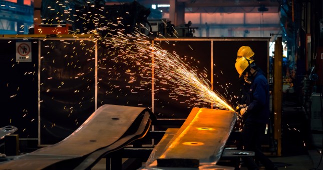 央一大剧《麓山之歌》:读懂中国重工人的创业史心灵史休闲区蓝鸢梦想 - Www.slyday.coM 央一大剧《麓山之歌》:读懂中国重工人的创业史心灵史休闲区蓝鸢梦想 - Www.slyday.coM