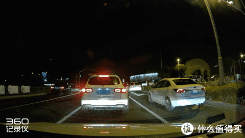 开车上路的第一重保障——谈谈这款4K行车记录仪两个月的真实使用感受休闲区蓝鸢梦想 - Www.slyday.coM 开车上路的第一重保障——谈谈这款4K行车记录仪两个月的真实使用感受休闲区蓝鸢梦想 - Www.slyday.coM