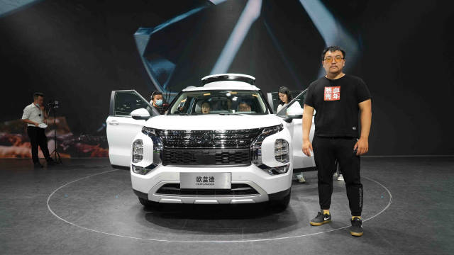 四缸215Ps七座四驱！车展体验全新三菱欧蓝德