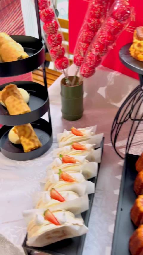 上海欧米奇34周年校庆 展台布置完毕 数款网红甜品，面包……