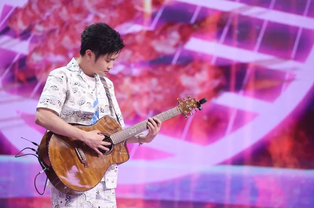 “好吃挚友”杨颖惊喜加盟,《听说很好吃》再现“武侠美食”休闲区蓝鸢梦想 - Www.slyday.coM “好吃挚友”杨颖惊喜加盟,《听说很好吃》再现“武侠美食”休闲区蓝鸢梦想 - Www.slyday.coM