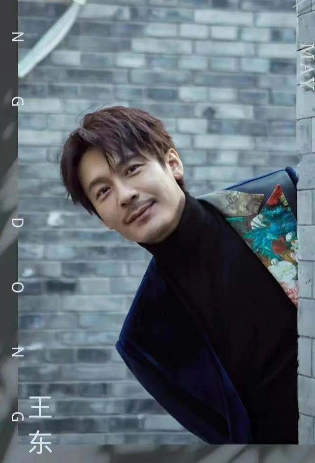 娱乐圈出现家暴下头男!抡起婴儿床床板打老婆,演员王东退圈吧休闲区蓝鸢梦想 - Www.slyday.coM 娱乐圈出现家暴下头男!抡起婴儿床床板打老婆,演员王东退圈吧休闲区蓝鸢梦想 - Www.slyday.coM