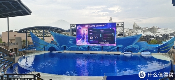 海中大熊猫/水下小张飞/顶级猎手/虎鲸剧场/海豚类物种中的最大码号/上海海昌海洋公园记录攻略游记/再不看以后可能就没有了休闲区蓝鸢梦想 - Www.slyday.coM 海中大熊猫/水下小张飞/顶级猎手/虎鲸剧场/海豚类物种中的最大码号/上海海昌海洋公园记录攻略游记/再不看以后可能就没有了休闲区蓝鸢梦想 - Www.slyday.coM