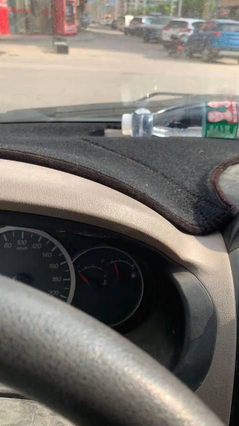 新款？不得不说，还挺别致的