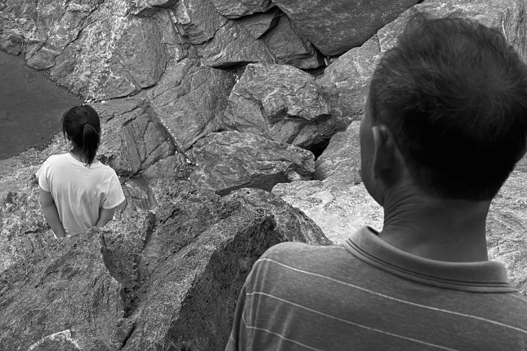 中国90后小伙用着6年前的iPhone,拍出令人赞叹的旅行大片!休闲区蓝鸢梦想 - Www.slyday.coM 中国90后小伙用着6年前的iPhone,拍出令人赞叹的旅行大片!休闲区蓝鸢梦想 - Www.slyday.coM