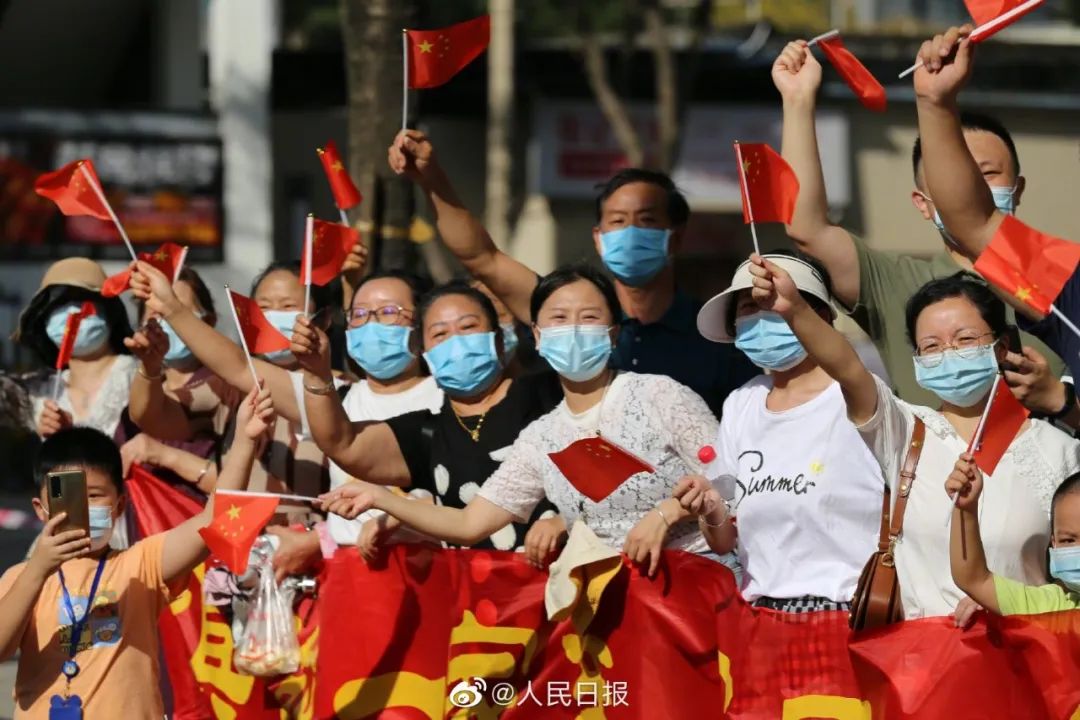 “这辈子第一次见到这么大的场面”休闲区蓝鸢梦想 - Www.slyday.coM “这辈子第一次见到这么大的场面”休闲区蓝鸢梦想 - Www.slyday.coM