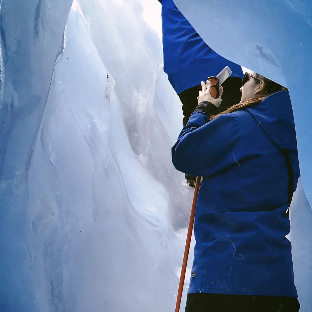 中国90后小伙用着6年前的iPhone,拍出令人赞叹的旅行大片!休闲区蓝鸢梦想 - Www.slyday.coM 中国90后小伙用着6年前的iPhone,拍出令人赞叹的旅行大片!休闲区蓝鸢梦想 - Www.slyday.coM