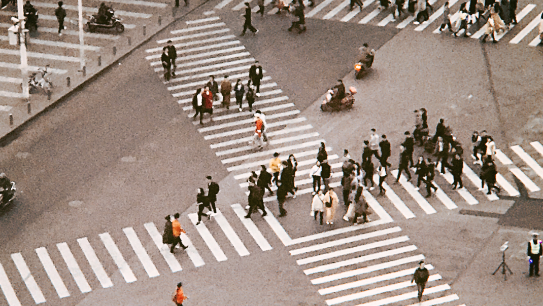 中国90后小伙用着6年前的iPhone,拍出令人赞叹的旅行大片!休闲区蓝鸢梦想 - Www.slyday.coM 中国90后小伙用着6年前的iPhone,拍出令人赞叹的旅行大片!休闲区蓝鸢梦想 - Www.slyday.coM