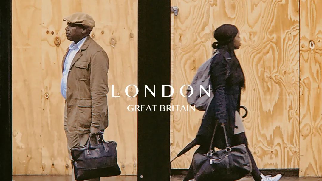 中国90后小伙用着6年前的iPhone,拍出令人赞叹的旅行大片!休闲区蓝鸢梦想 - Www.slyday.coM 中国90后小伙用着6年前的iPhone,拍出令人赞叹的旅行大片!休闲区蓝鸢梦想 - Www.slyday.coM