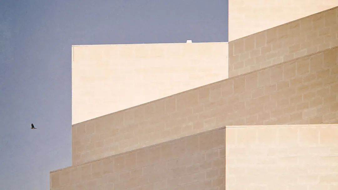 中国90后小伙用着6年前的iPhone,拍出令人赞叹的旅行大片!休闲区蓝鸢梦想 - Www.slyday.coM 中国90后小伙用着6年前的iPhone,拍出令人赞叹的旅行大片!休闲区蓝鸢梦想 - Www.slyday.coM