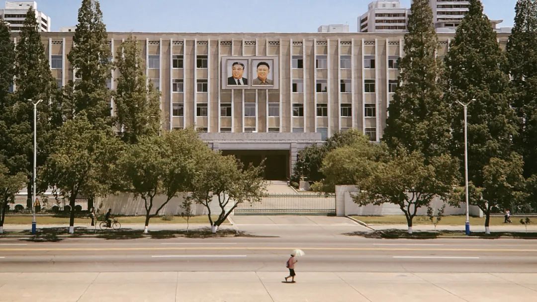 中国90后小伙用着6年前的iPhone,拍出令人赞叹的旅行大片!休闲区蓝鸢梦想 - Www.slyday.coM 中国90后小伙用着6年前的iPhone,拍出令人赞叹的旅行大片!休闲区蓝鸢梦想 - Www.slyday.coM