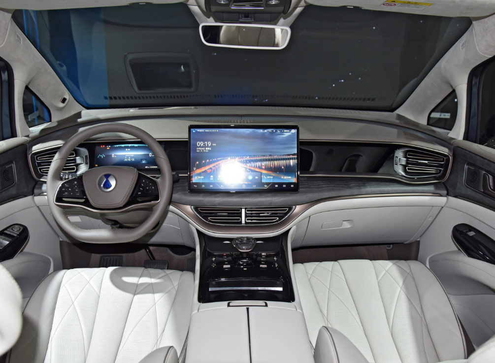 30万级豪华MPV推荐,腾势D9、别克GL8和梦想家怎么选?