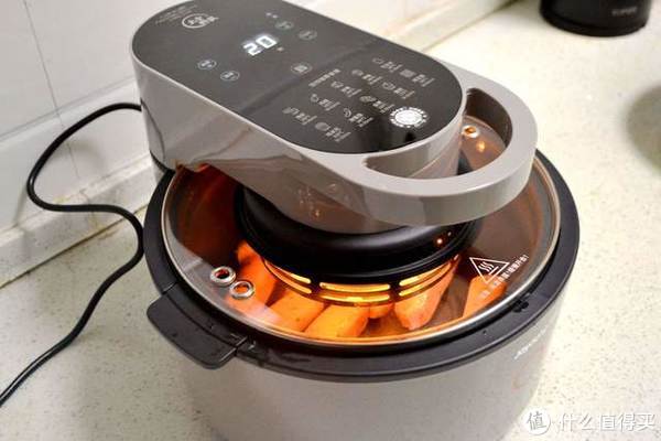 太空做饭用的同款科技厨房产品,不用翻面也也不用油,九阳不翻面空气炸锅测评体验休闲区蓝鸢梦想 - Www.slyday.coM 太空做饭用的同款科技厨房产品,不用翻面也也不用油,九阳不翻面空气炸锅测评体验休闲区蓝鸢梦想 - Www.slyday.coM