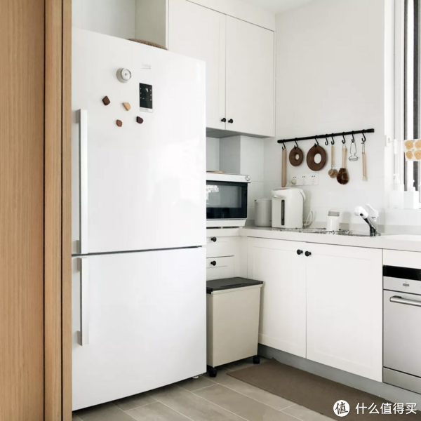 这个女生有点牛,将原本奇怪的户型,装成了万人羡慕的样子,厉害休闲区蓝鸢梦想 - Www.slyday.coM 这个女生有点牛,将原本奇怪的户型,装成了万人羡慕的样子,厉害休闲区蓝鸢梦想 - Www.slyday.coM